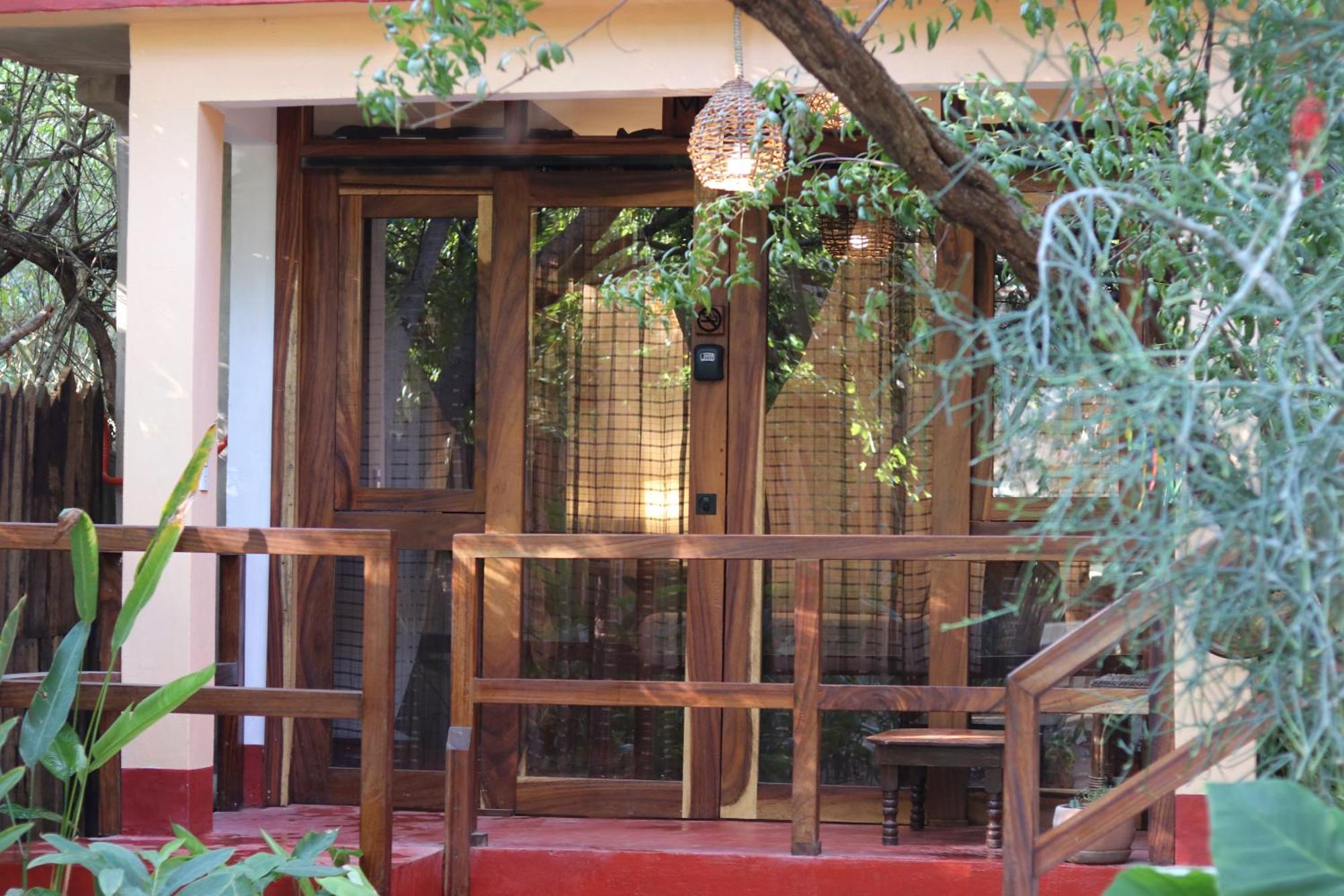 Casa Ava Hotel *